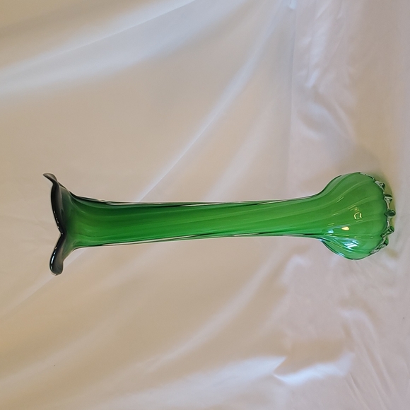 16" Electric Green Swirl Vase 💚 - Picture 7 of 10